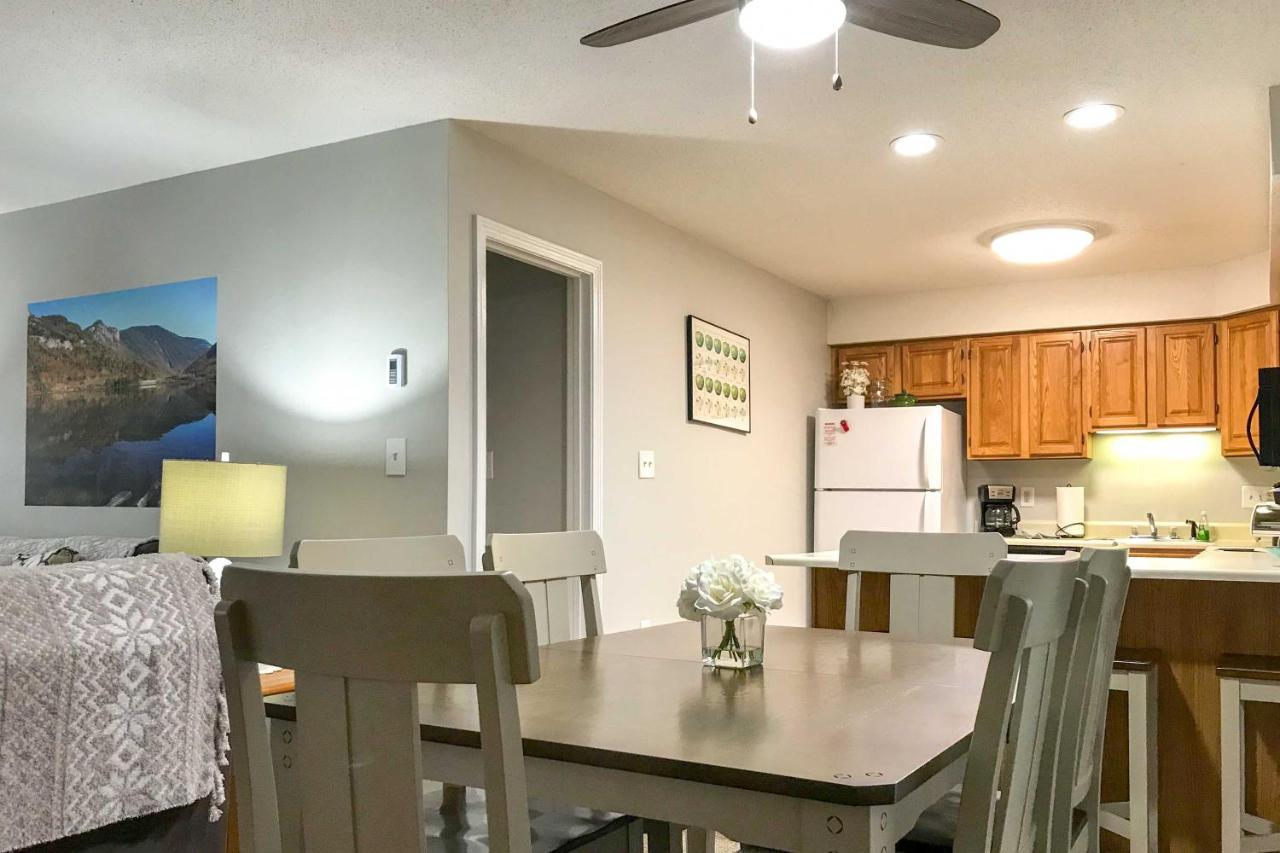 Lincoln Condo With Views, Pool, Hot Tub And Balcony! 外观 照片