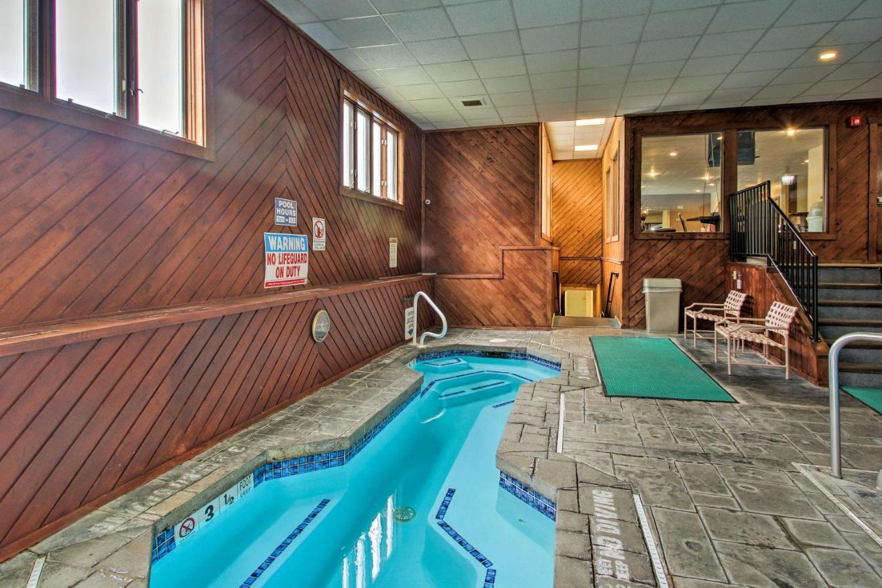 Lincoln Condo With Views, Pool, Hot Tub And Balcony! 外观 照片